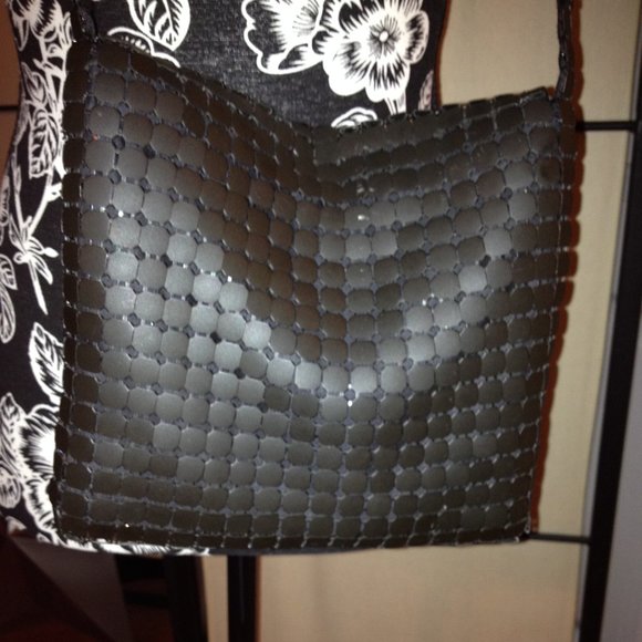 🆕 Dolls Kill Black Chain Mail Bag - Picture 5 of 12